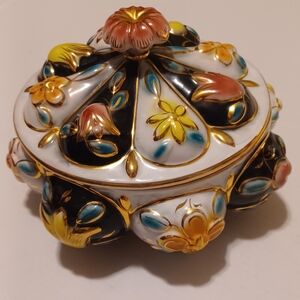 Cardel Italy Capodimonte Style Majolica Flower Bowl.